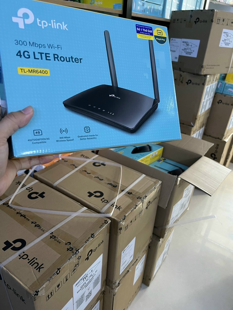 Router Wi-Fi Chuẩn N 4G LTE Tốc Độ 300Mbps TL-MR6400