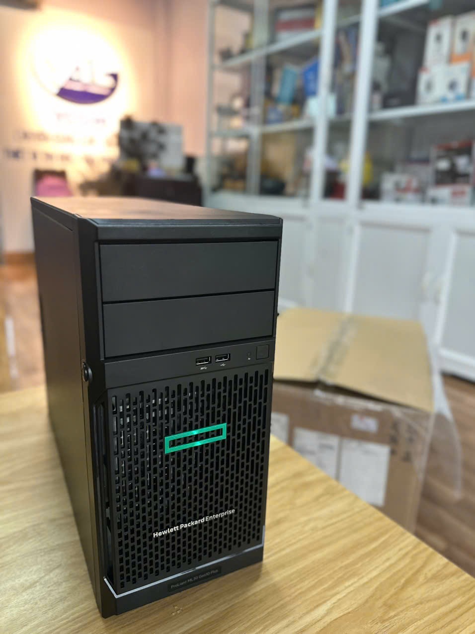 Máy chủ HPE ML30 Gen10+ E-2314 1P 16GB 4LFF Svr